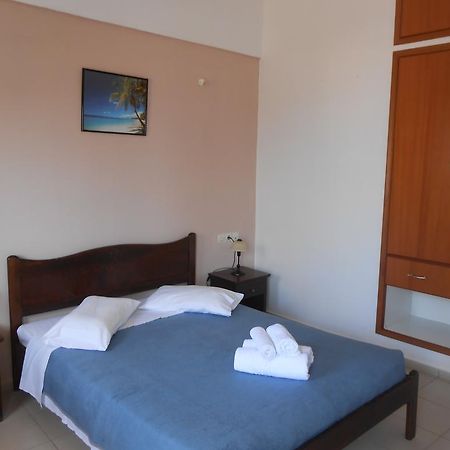 Frosso'S Apartments Kokkini Hani Bagian luar foto