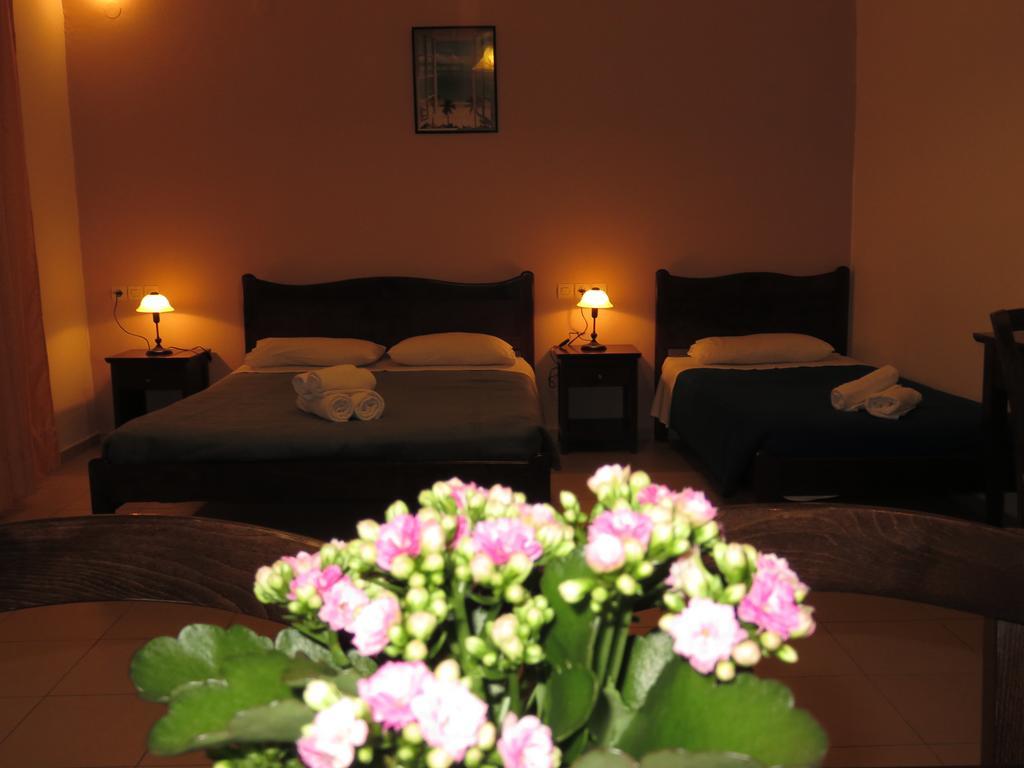 Frosso'S Apartments Kokkini Hani Bagian luar foto