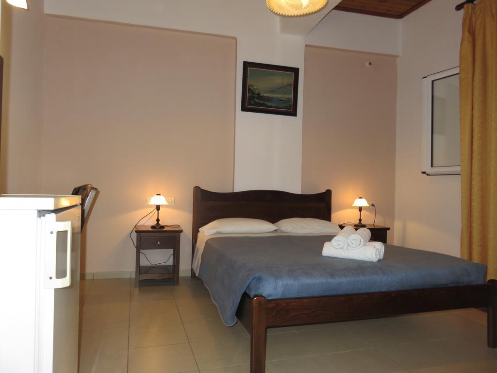 Frosso'S Apartments Kokkini Hani Bagian luar foto