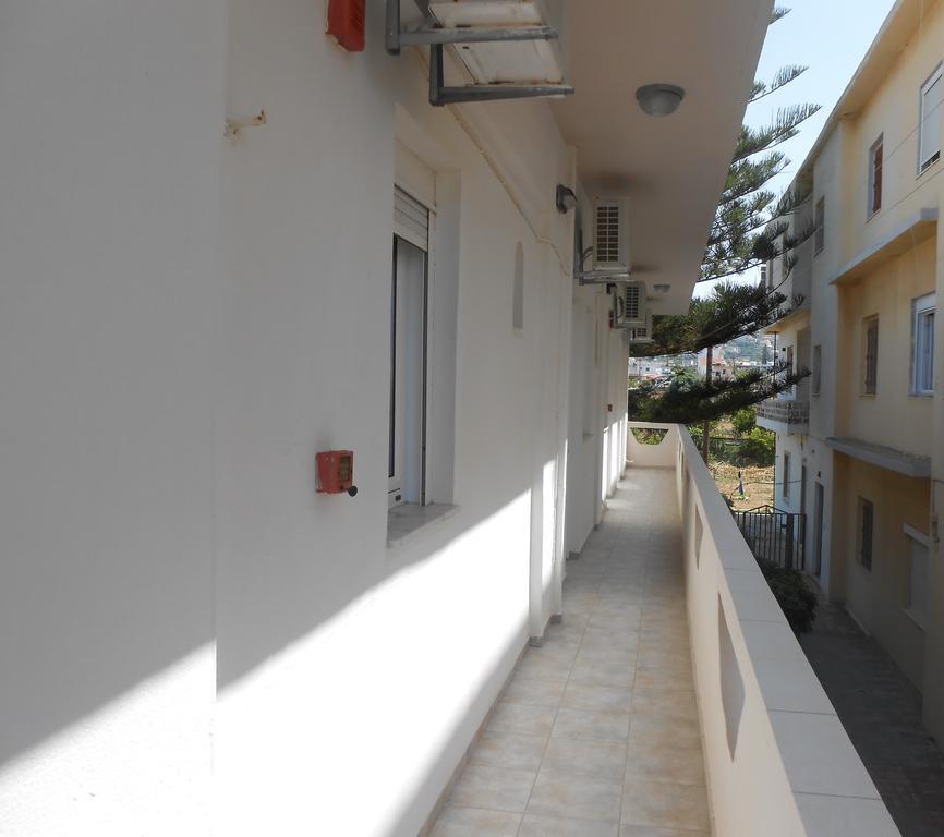 Frosso'S Apartments Kokkini Hani Bagian luar foto