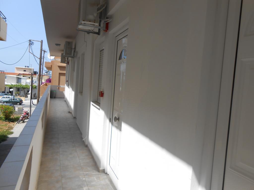 Frosso'S Apartments Kokkini Hani Bagian luar foto