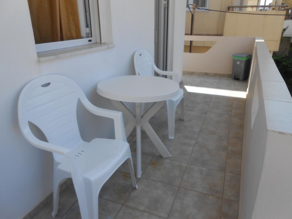 Frosso'S Apartments Kokkini Hani Bagian luar foto