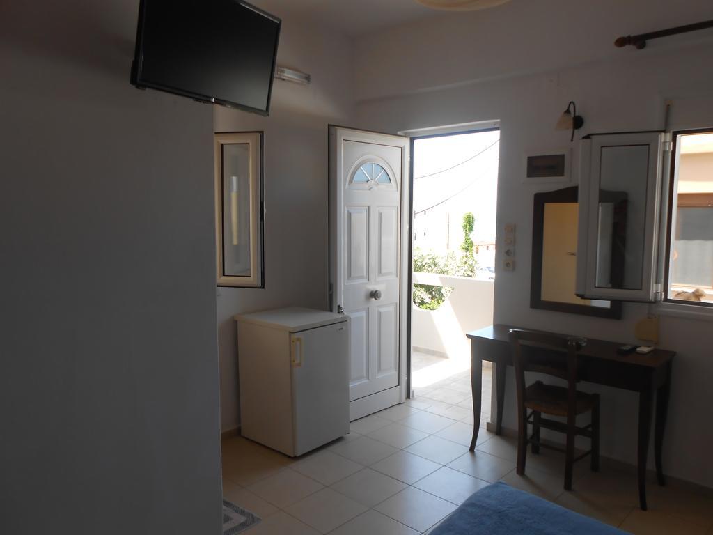 Frosso'S Apartments Kokkini Hani Bagian luar foto