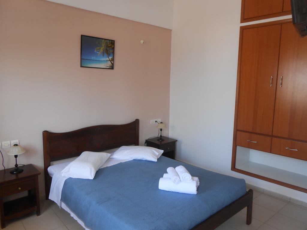 Frosso'S Apartments Kokkini Hani Bagian luar foto